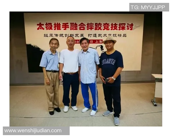 重庆羽毛球队的团队协作精神与竞技表现探讨